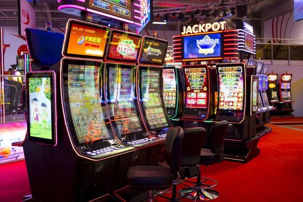 ada4d mobile app home screen showing slot games, live casino, and sportsbook sections